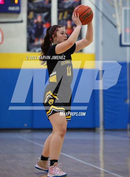 Thumbnail 1 in Newbury Park @ Agoura photogallery.
