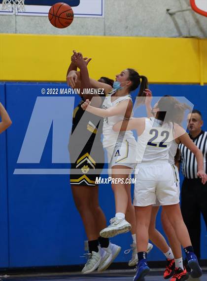 Thumbnail 2 in Newbury Park @ Agoura photogallery.