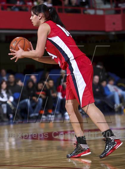 Thumbnail 3 in Peekskill vs. Albertus Magnus (Section 1 Class A Final) photogallery.