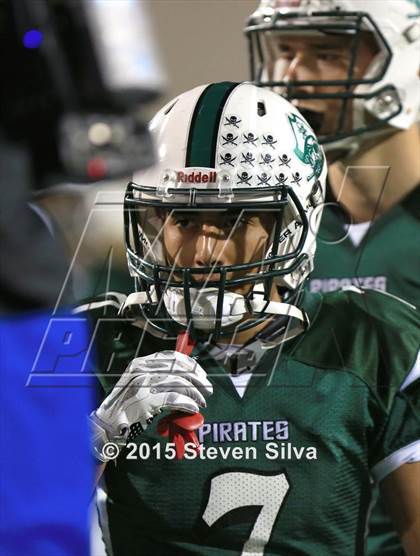 Thumbnail 1 in El Camino vs. Oceanside (CIF SDS D1 Final) photogallery.