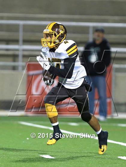 Thumbnail 1 in El Camino vs. Oceanside (CIF SDS D1 Final) photogallery.