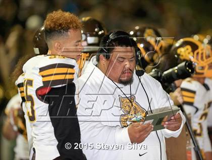 Thumbnail 3 in El Camino vs. Oceanside (CIF SDS D1 Final) photogallery.