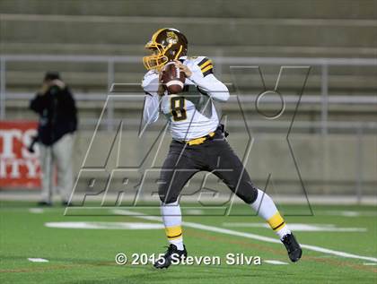 Thumbnail 2 in El Camino vs. Oceanside (CIF SDS D1 Final) photogallery.