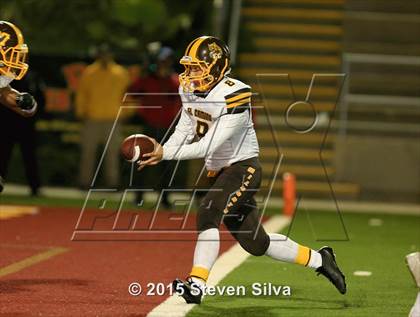 Thumbnail 3 in El Camino vs. Oceanside (CIF SDS D1 Final) photogallery.