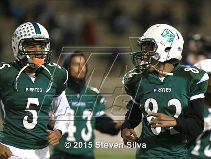 Thumbnail 2 in El Camino vs. Oceanside (CIF SDS D1 Final) photogallery.