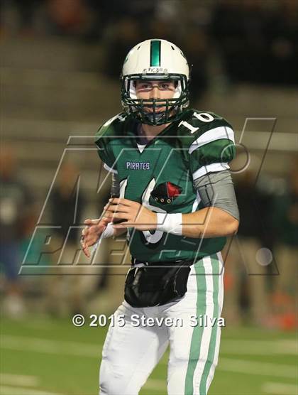 Thumbnail 3 in El Camino vs. Oceanside (CIF SDS D1 Final) photogallery.