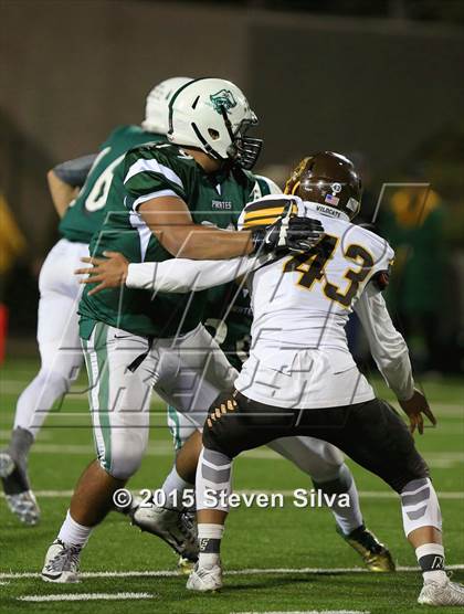 Thumbnail 3 in El Camino vs. Oceanside (CIF SDS D1 Final) photogallery.