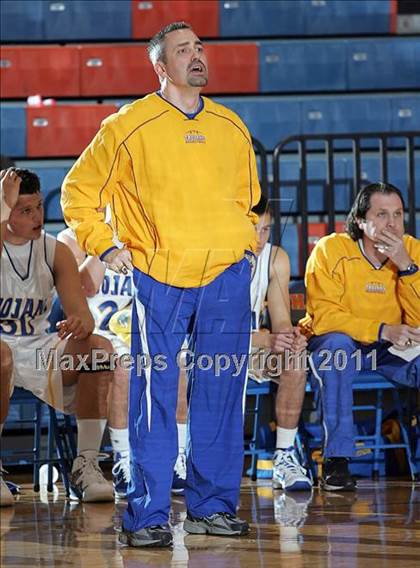 Thumbnail 2 in Midland vs. Maroa-Forsyth (2011 Riverton Shootout) photogallery.