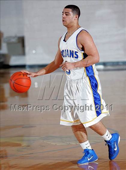 Thumbnail 2 in Midland vs. Maroa-Forsyth (2011 Riverton Shootout) photogallery.