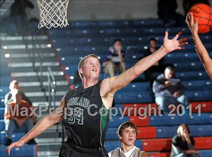 Thumbnail 3 in Midland vs. Maroa-Forsyth (2011 Riverton Shootout) photogallery.