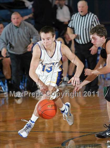 Thumbnail 2 in Midland vs. Maroa-Forsyth (2011 Riverton Shootout) photogallery.