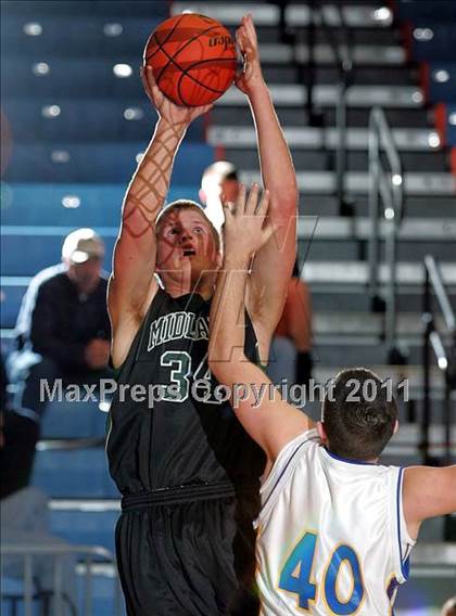 Thumbnail 1 in Midland vs. Maroa-Forsyth (2011 Riverton Shootout) photogallery.