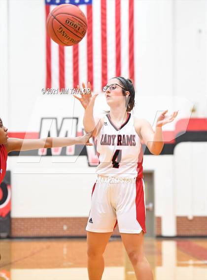 Thumbnail 3 in Hirschi @ Mineral Wells photogallery.