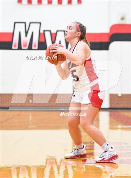 Thumbnail 1 in Hirschi @ Mineral Wells photogallery.