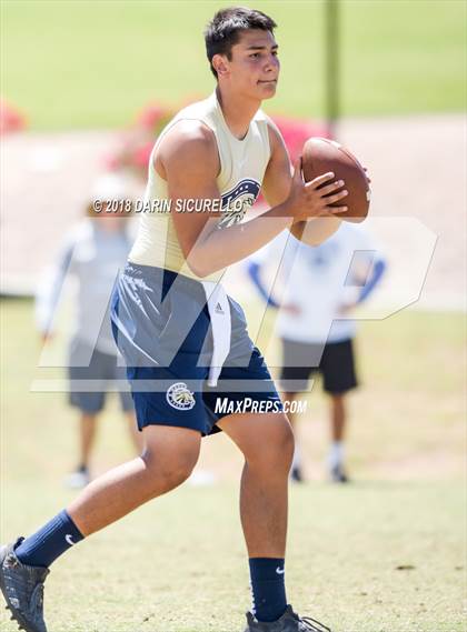 Thumbnail 2 in Casteel vs. Chandler Team A (GBAC 7-on-7) photogallery.