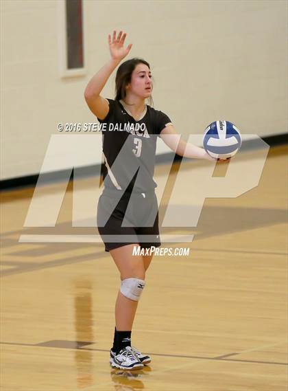 Thumbnail 3 in Acadiana @ Mt. Carmel (LHSAA Division I 2nd Round) photogallery.