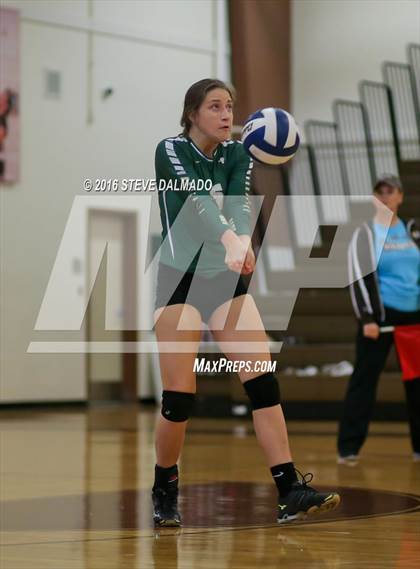 Thumbnail 2 in Acadiana @ Mt. Carmel (LHSAA Division I 2nd Round) photogallery.