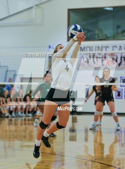 Thumbnail 3 in Acadiana @ Mt. Carmel (LHSAA Division I 2nd Round) photogallery.