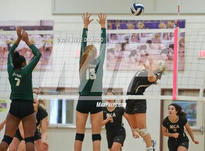 Thumbnail 3 in Acadiana @ Mt. Carmel (LHSAA Division I 2nd Round) photogallery.