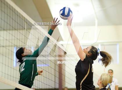 Thumbnail 2 in Acadiana @ Mt. Carmel (LHSAA Division I 2nd Round) photogallery.
