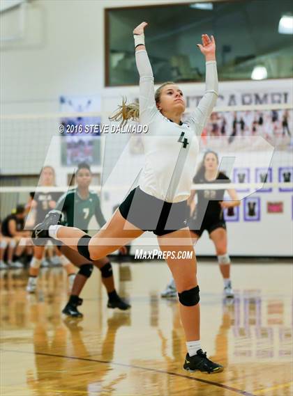 Thumbnail 1 in Acadiana @ Mt. Carmel (LHSAA Division I 2nd Round) photogallery.