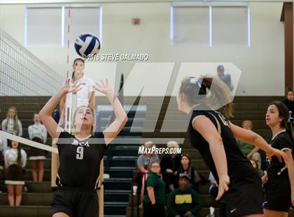 Thumbnail 2 in Acadiana @ Mt. Carmel (LHSAA Division I 2nd Round) photogallery.