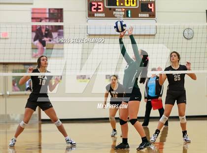 Thumbnail 3 in Acadiana @ Mt. Carmel (LHSAA Division I 2nd Round) photogallery.