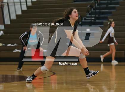 Thumbnail 3 in Acadiana @ Mt. Carmel (LHSAA Division I 2nd Round) photogallery.