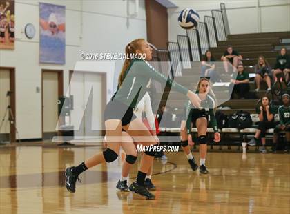 Thumbnail 3 in Acadiana @ Mt. Carmel (LHSAA Division I 2nd Round) photogallery.