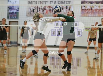 Thumbnail 1 in Acadiana @ Mt. Carmel (LHSAA Division I 2nd Round) photogallery.