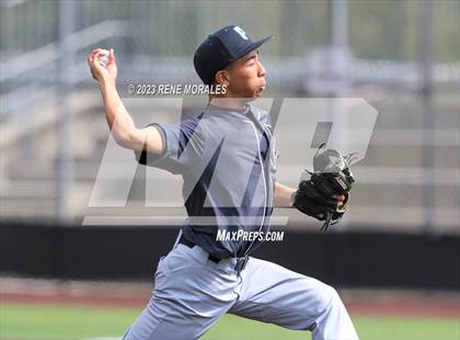 Thumbnail 3 in Providence vs Flintridge Prep photogallery.