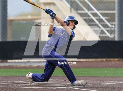 Thumbnail 2 in Providence vs Flintridge Prep photogallery.