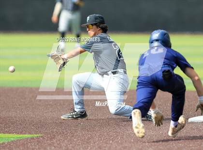 Thumbnail 2 in Providence vs Flintridge Prep photogallery.