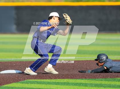 Thumbnail 2 in Providence vs Flintridge Prep photogallery.