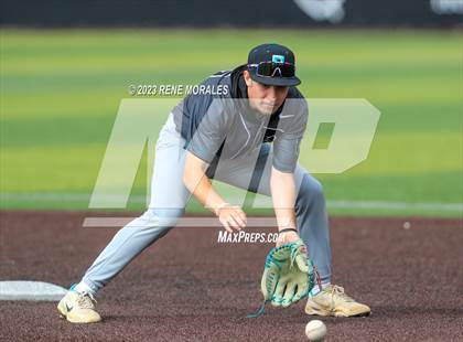 Thumbnail 1 in Providence vs Flintridge Prep photogallery.
