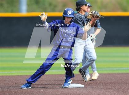 Thumbnail 2 in Providence vs Flintridge Prep photogallery.