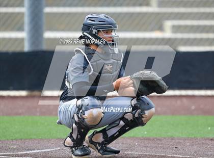 Thumbnail 3 in Providence vs Flintridge Prep photogallery.