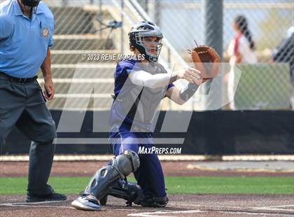 Thumbnail 3 in Providence vs Flintridge Prep photogallery.