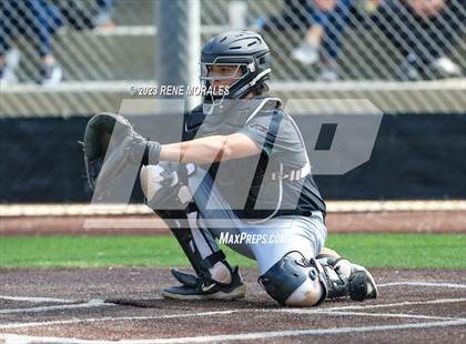 Thumbnail 2 in Providence vs Flintridge Prep photogallery.