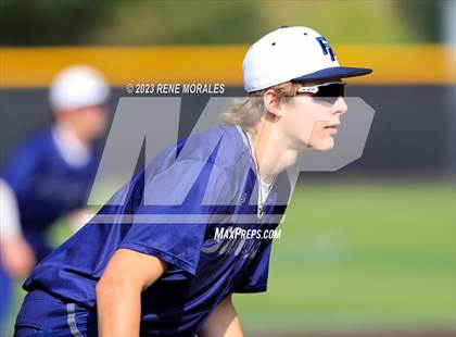 Thumbnail 2 in Providence vs Flintridge Prep photogallery.