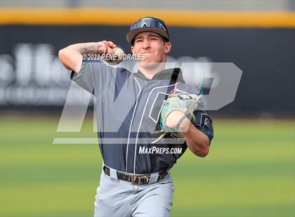 Thumbnail 3 in Providence vs Flintridge Prep photogallery.