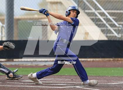 Thumbnail 3 in Providence vs Flintridge Prep photogallery.