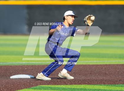 Thumbnail 1 in Providence vs Flintridge Prep photogallery.