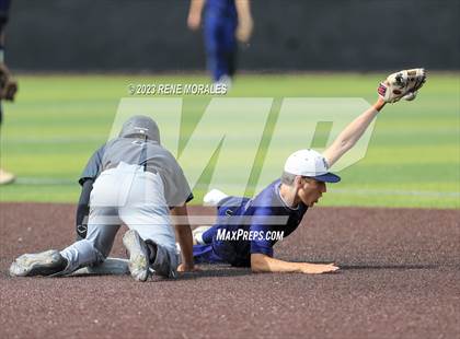 Thumbnail 3 in Providence vs Flintridge Prep photogallery.