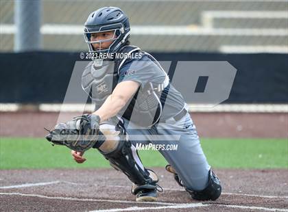Thumbnail 3 in Providence vs Flintridge Prep photogallery.