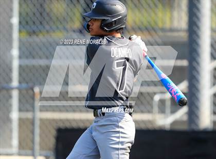 Thumbnail 3 in Providence vs Flintridge Prep photogallery.