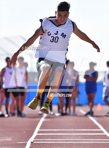 Thumbnail 1 in West Covina @ Charter Oak photogallery.