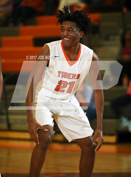 Thumbnail 2 in Buckhorn @ Grissom photogallery.