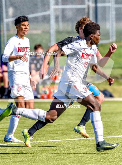 Thumbnail 2 in North vs Blue Valley Northwest (KSHSAA 6A Consolation) photogallery.