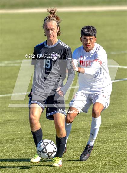 Thumbnail 3 in North vs Blue Valley Northwest (KSHSAA 6A Consolation) photogallery.